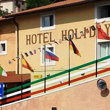 Holidays A - Natura, Relax E Benessere Nel Parco D'abruzzo