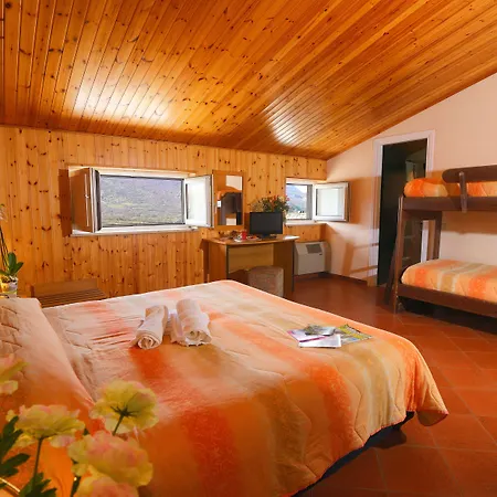 Holidays A - Natura, Relax E Benessere Nel Parco D'abruzzo Hotel