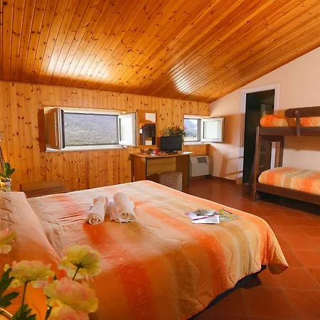 Holidays A - Natura, Relax E Benessere Nel Parco D'abruzzo Hotel 3*