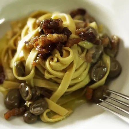 Holidays A - Natura, Relax E Benessere Nel Parco D'abruzzo Hotel 3*