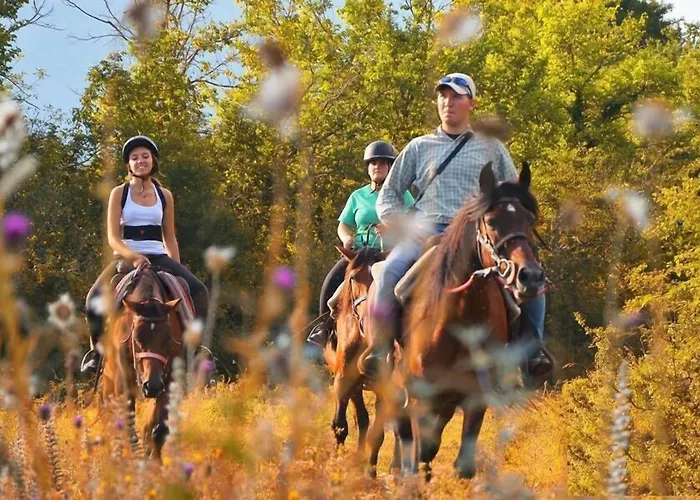 Holidays A - Natura, Relax E Benessere Nel Parco D'abruzzo Hotel