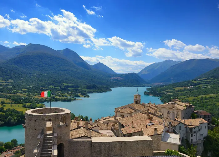 Holidays A - Natura, Relax E Benessere Nel Parco D'abruzzo Hotel