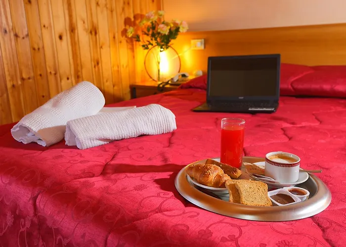 Holidays A - Natura, Relax E Benessere Nel Parco D'abruzzo Hotel 3*