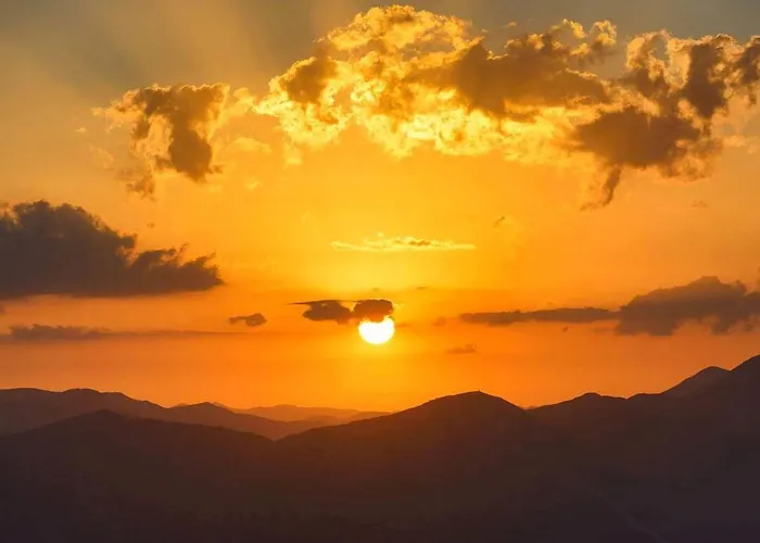 호텔 Holidays A - Natura, Relax E Benessere Nel Parco D'abruzzo 3*