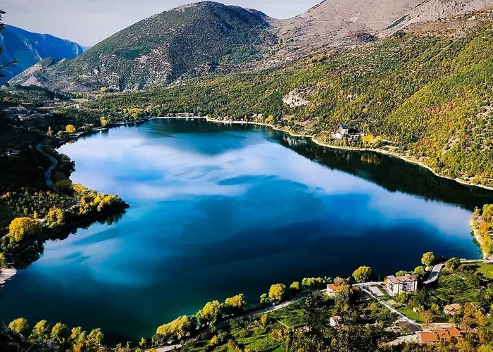 Holidays A - Natura, Relax E Benessere Nel Parco D'abruzzo 호텔 3*